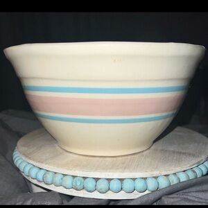 VINTAGE MCCOY PINK AND BLUE 8” MIXING BOWL// OVEN PROOF // USA